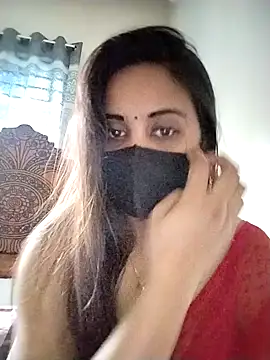 Pokazy przed kamerką – SimaRoy-