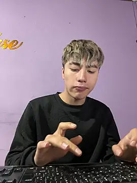 AlexanderCollman2 라이브 XXX 채팅