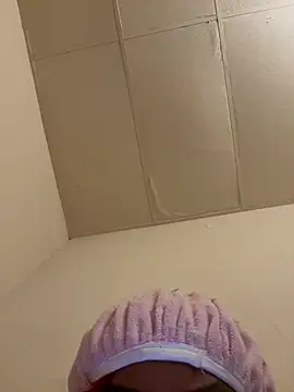 Pokazy przed kamerką – MimiMocha