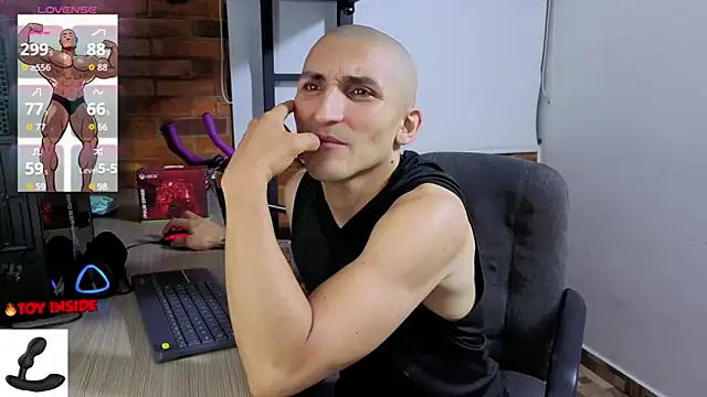 แชท XXX สดของ Marck_Muscle