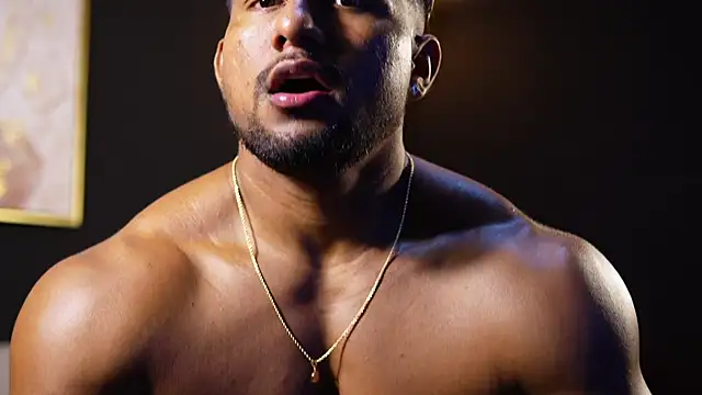 แชท XXX สดของ CallumMuscle