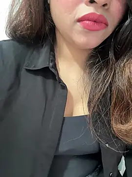 Pokazy przed kamerką – riya_sharma11