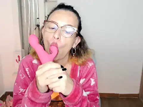 BOREAL_MOON's Live XXX Chat