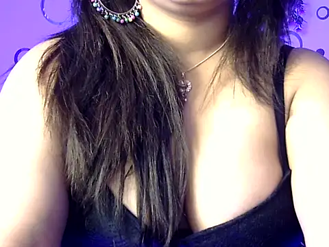 แชท XXX สดของ Gujjugirl1