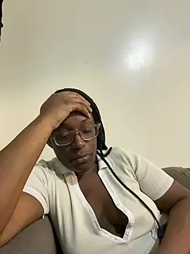 Sinfulwaterfalls Show in webcam