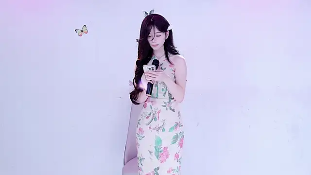 Show webcam de LOVE-018