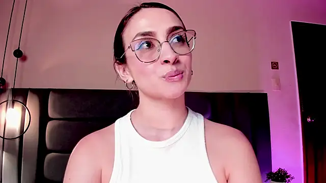 Chat XXX Live AndraCyruss