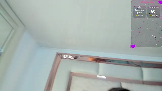 Chat +18 de kimjonnes01 ao vivo