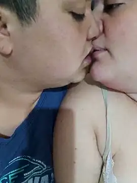 69_less' Live XXX Chat