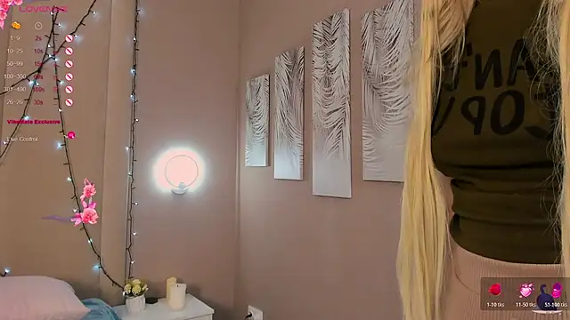 AdeleSilvy Chat XXX in diretta