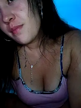 miss_berlyn Chat XXX live