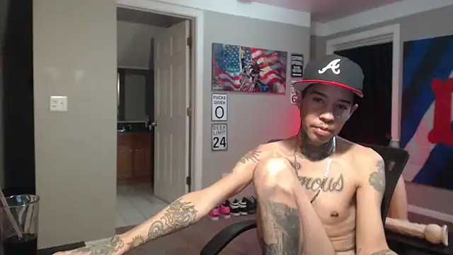 Michigan9000: διαδικτυακό σόου στην κάμερα