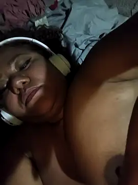 Migatita505: онлайн-секс-чат