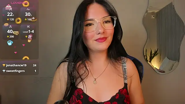 naia_bridge's Live XXX Chat