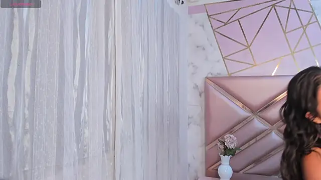 DianaSheren's Live XXX Chat