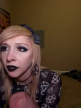 AmethystFoxx: онлайн-секс-чат