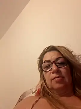 gisela27のライブXXXチャット