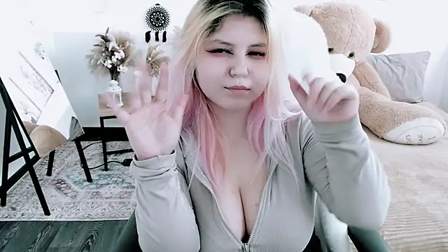 Онлайн чат XXX DiaAngell