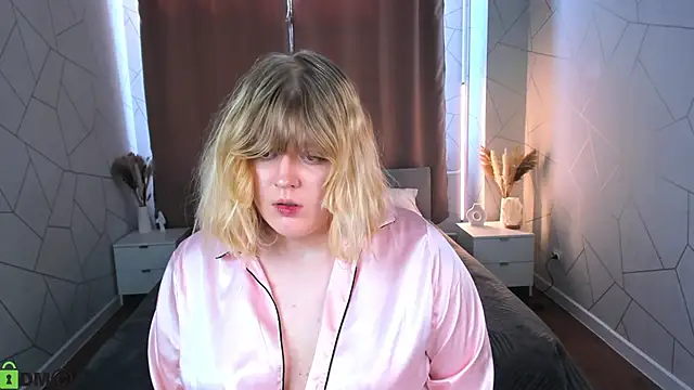 Онлайн чат XXX luna_c0ra