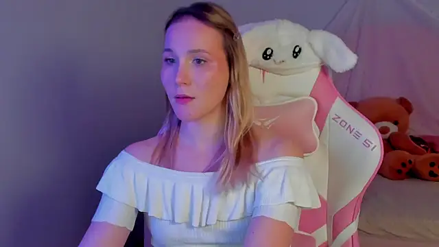 Živý XXX chat ElaraVoltage