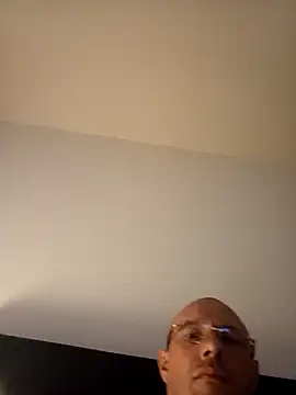 แชท XXX สดของ Guitccch