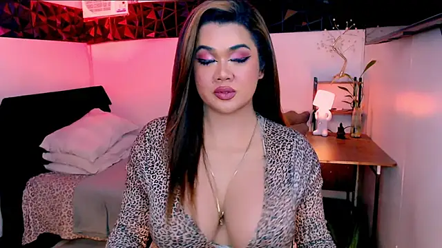 asiankatyhuge Pertunjukan Webcam