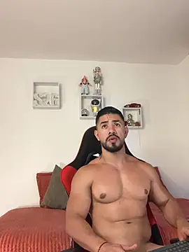 Ezzio_Scolaro Live XXX-Chat