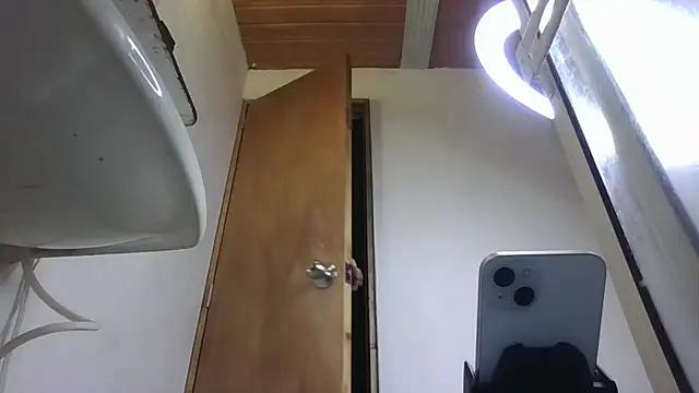 Karim_mansur – Naživo XXX chat