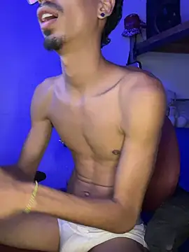 alexx_23cm 网络视讯表演