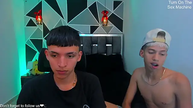 Juan_Nd_Steven's Webcam Show