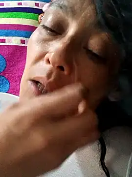 Czat XXX na żywo – sarayulith