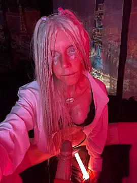 1NikiVegas 现场XXX聊天