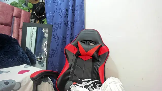 Chatroom XXX en direct de Kazsandraa