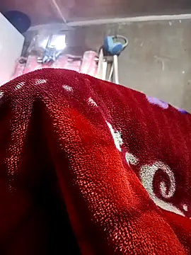 strongguyindia Show in webcam