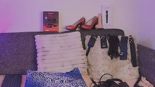 Chat +18 de Angela_mature49 ao vivo