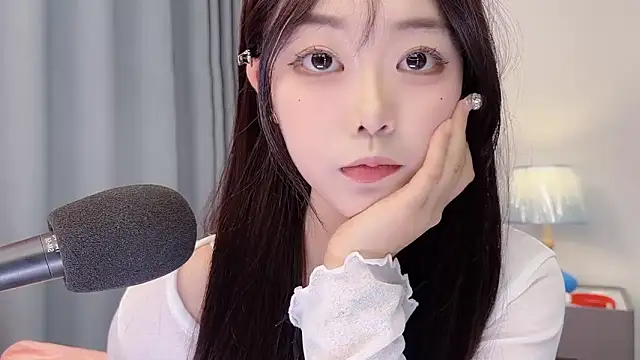 smalldaisy Pertunjukan Webcam