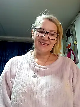 irinamaux 现场XXX聊天