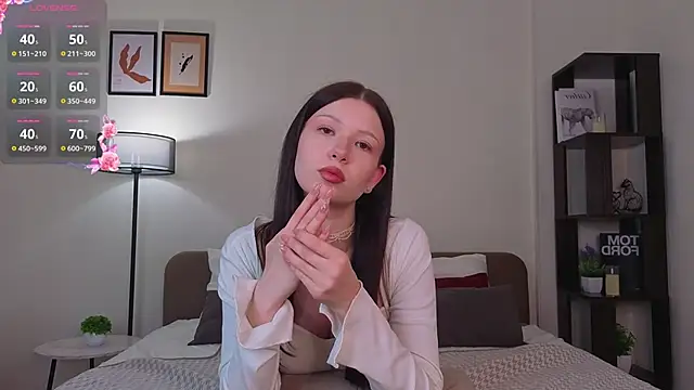 SophiaAltidor's Live XXX Chat