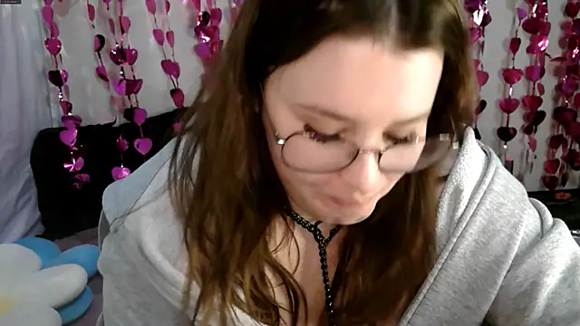 MrsJess Adlı Modelin Canlı XXX Sohbeti