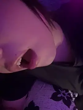 Daniellesins1 现场XXX聊天