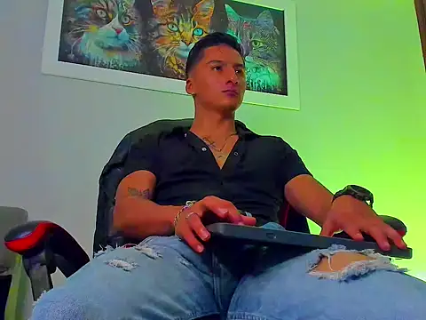 Dominus_Alpha Live XXX-chat