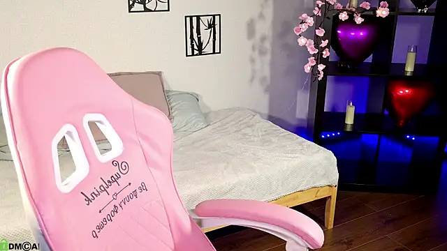 Sugar_Kitten12: онлайн-секс-чат