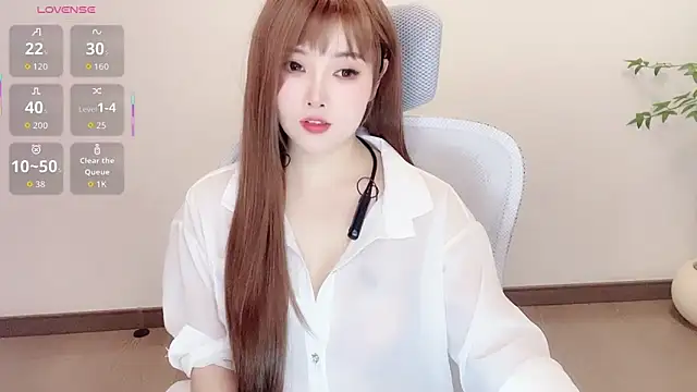 Insist6 Chat XXX in diretta