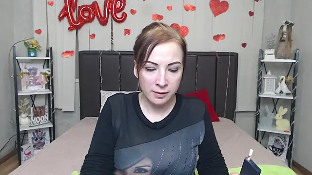 Živý XXX chat ElizabethSho