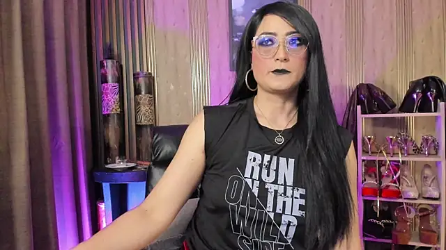 AdeleMourfg: онлайн-секс-чат