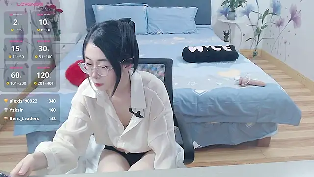 mila-baby-99 网络视讯表演