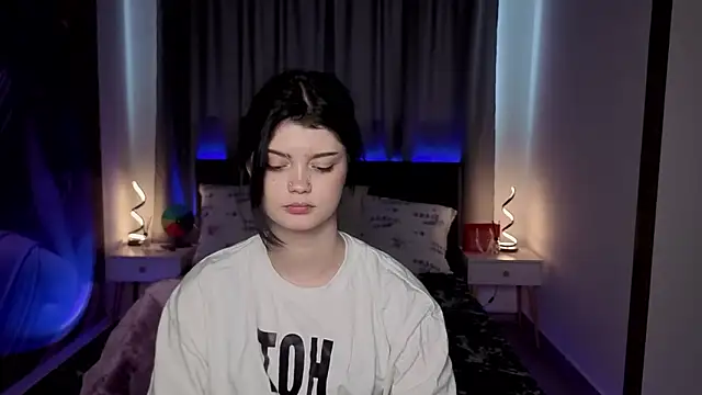 MileyRood Adlı Modelin Canlı XXX Sohbeti