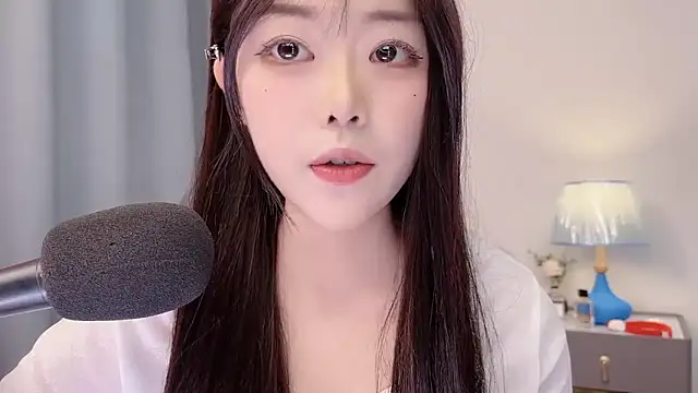 smalldaisy: απευθείας συνομιλία ΧΧΧ