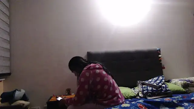 Taniafirelux live XXX chat