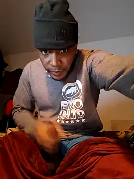 bigboytoy912 即時 XXX 聊天